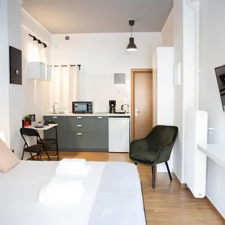 New Urban Kallimarmaro Nest Apartment